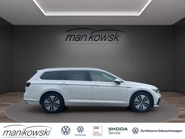 VW - Passat Variant GTE DSG *R-Line*AHK+PanoD+HUD+RFK+Keyless+Navi+BT+Stdhzg+LED+ACC+_6
