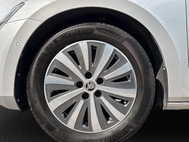 Skoda - Superb Combi 2.0 TDI 150 PS DSG *AMBITION*LED ACC NAVI GJR_4