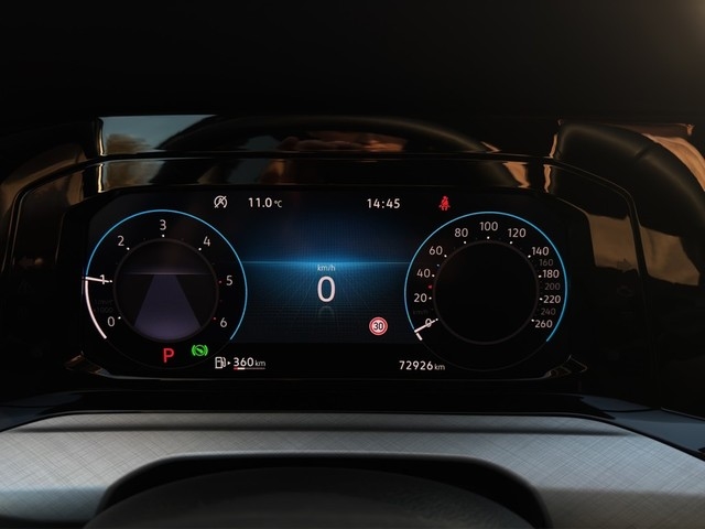 VW - Golf Variant VIII 2.0 TDI DSG *LIFE*LED NAVI APP_10