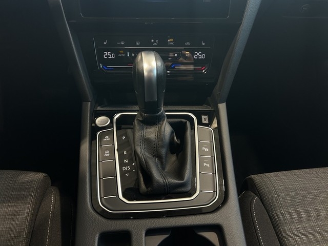 VW - Passat Variant 2.0 TDI 150 PS DSG *BUSINESS*AHK LED ACC_13