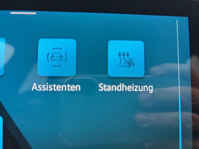 VW - Golf Variant VIII R-Line 2.0TSI BlackStyle Standheizung+IQ.Light+Keyless+Kamera+el.Klappe+_24