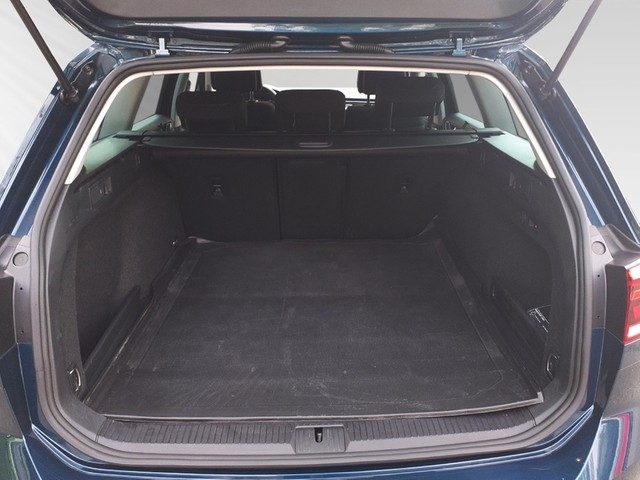 VW - Passat Variant 2.0TDI Business DSG+AHK+ Navi+AppCon.+TravelAssist+Massage+Kamera_10