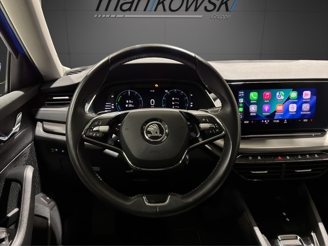 Skoda - Octavia Combi Hybrid DSG *AMBITION*LED APP_9