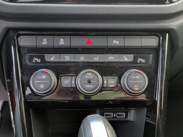 VW - T-Roc R 4Motion +20Alu+Akrapo+DCC+ Beats+Keyless+Kamera+el.Klappe+Leistungssteigerung 250KW / 340PS_14