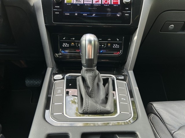 VW - Passat Variant R-Line 2.0TDI 200PS DSG+AHK +Leder+el.Klappe+Kamera+ACC+AppConnect_13