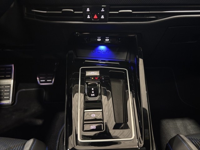 VW - Golf R VIII 320 PS DSG 4MOTION *R*PANO IQ KAMERA_13