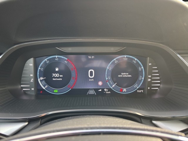 Skoda - Octavia Combi 2.0 TDI DSG *STYLE*STANDHZG. HUD ACC LED_10