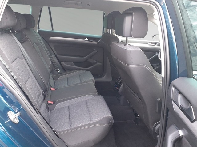 VW - Passat Variant 2.0TDI Business DSG+AHK+ Navi+AppCon.+TravelAssist+Massage+Kamera_6