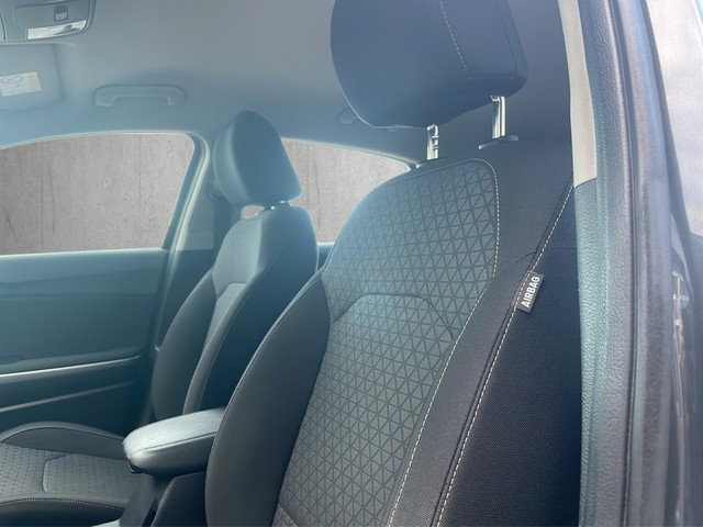 Kia - Cee'd 1.6CRDI *Platinum Edition*SHA+BT+CarPlay+LED+Keyless+RFK+Stzhzg+_19